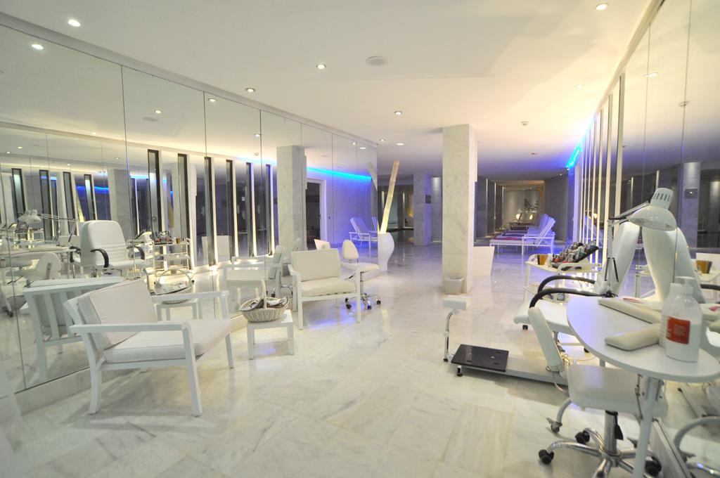 Cesar Resort & Spa Μαρακές Εξωτερικό φωτογραφία The interior of the clinic