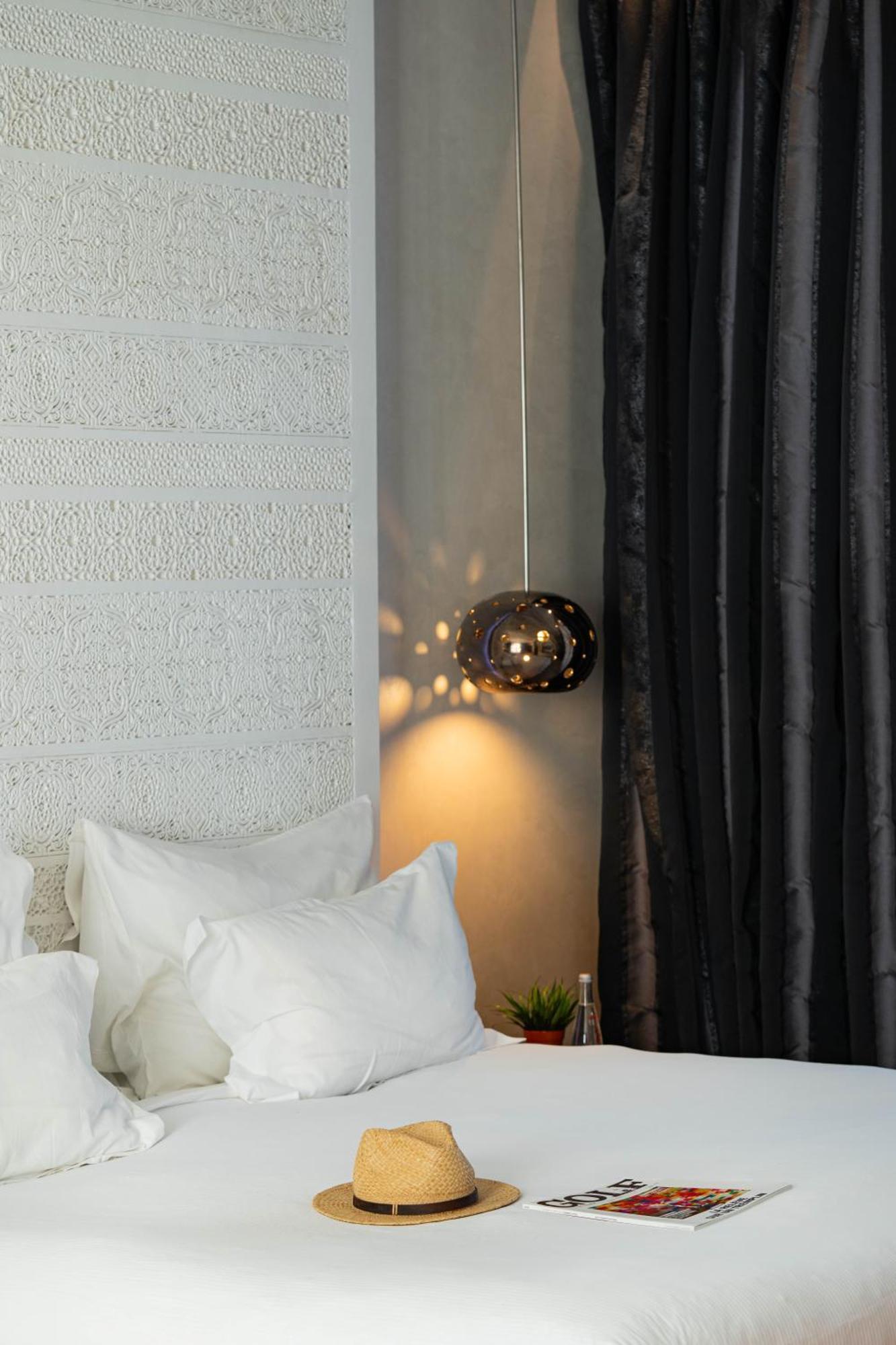 Cesar Resort & Spa Μαρακές Εξωτερικό φωτογραφία A pendant light
